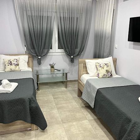 Kaiafas Luxury Philoxenia Apartman Néa Péramos Szoba fotó