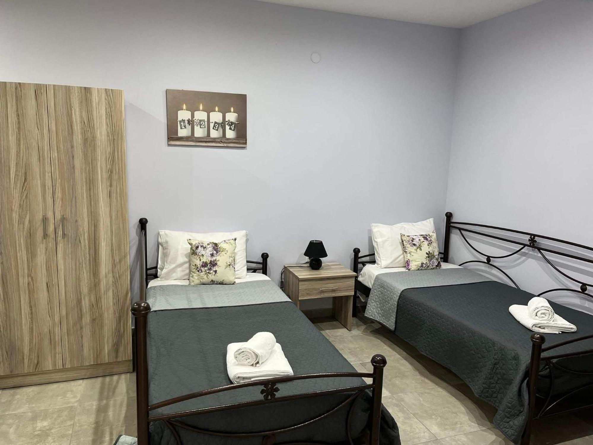 Kaiafas Luxury Philoxenia Apartman Néa Péramos Szoba fotó